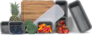 EASY AND FAST: Streamlines your food prep by placing strainers, catches and containers on the end of the cutting board.
BPA FREE: Containers are constructed out of BPA-free Food Grade Silicone.
HANDS-FREE STRAINING: Strainers nest into the end of the board for cleaning or straining directly into the sink or catch — hands-free!
STRENGTH AND DURABILITY: The Acacia Tidy Board can hold up to 9 lbs of food in its container while hanging off the counter.